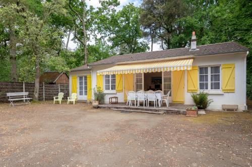 Maison familiale dans les pins a 300 m de la Plage