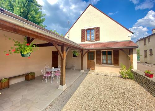 Maison familiale dans village viticole