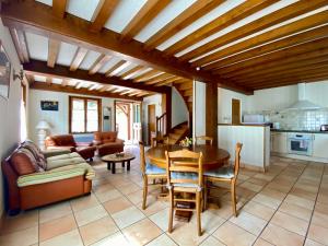 Maison familiale dans village viticole