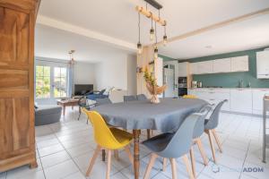 Maison familiale entièrement rénovée proche mer