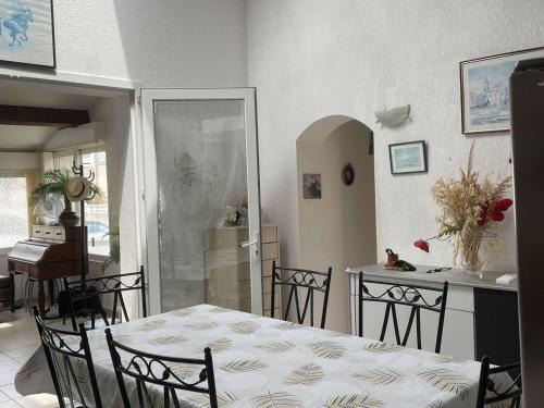 Maison Fleury-Saint-Pierre-la-Mer, 4 pièces, 8 personnes - FR-1-229D-108