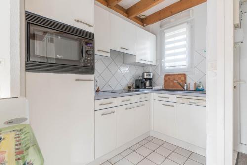Maison fonctionnelle avec terrasse proche mer