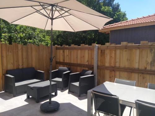 Maison Garbay spacieuse parking jardin