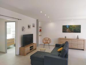 Maison Garbay spacieuse parking jardin
