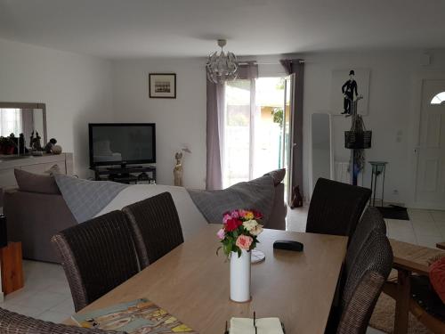 Maison Grayan-et-l'Hôpital, 3 pièces, 4 personnes - FR-1-648-111