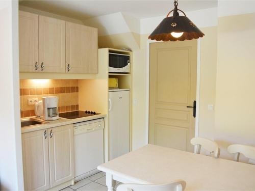 Maison Grospierres, 3 pièces, 6 personnes - FR-1-382-23