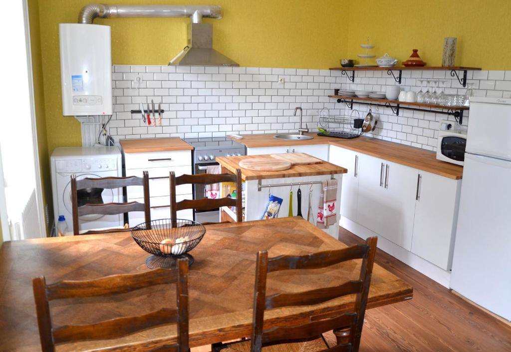 Maison Gruissan, 1 pièce, 4 personnes - FR-1-229-115