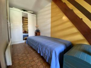 Maison Gruissan, 1 pièce, 4 personnes - FR-1-229-54