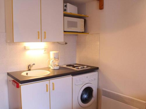 Maison Gruissan, 1 pièce, 4 personnes - FR-1-229-558
