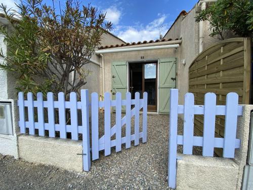 Maison Gruissan, 1 pièce, 4 personnes - FR-1-229-796