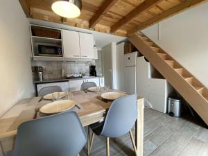 Maison Gruissan, 1 pièce, 4 personnes - FR-1-229-796