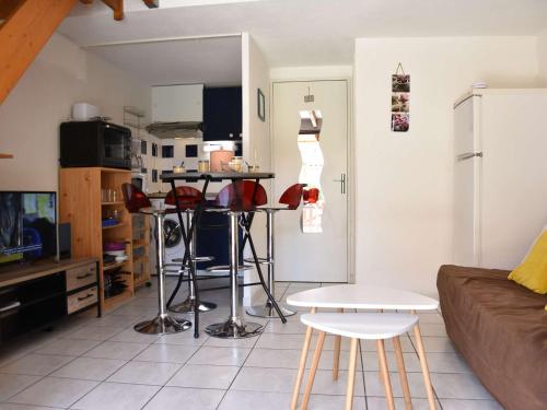 Maison Gruissan, 1 pièce, 4 personnes - FR-1-229-810