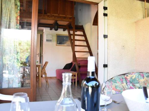 Maison Gruissan, 1 pièce, 4 personnes - FR-1-229-843