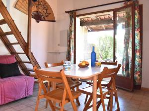 Maison Gruissan, 1 pièce, 4 personnes - FR-1-229-843