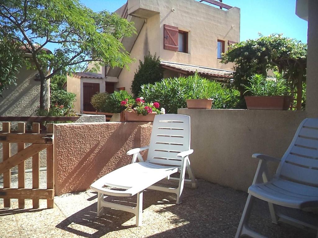 Maison de vacances Maison Gruissan, 1 pièce, 4 personnes - FR-1-229-845 AVENUE DE LA JONQUE PAVILLON A71 11430 Gruissan