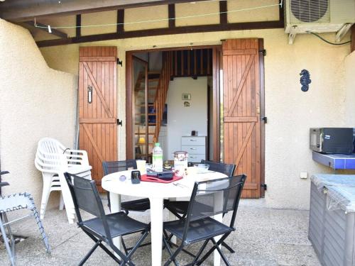 Maison Gruissan, 1 pièce, 4 personnes - FR-1-229-846