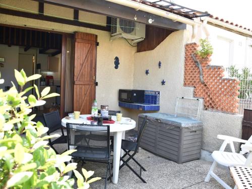 Maison Gruissan, 1 pièce, 4 personnes - FR-1-229-846