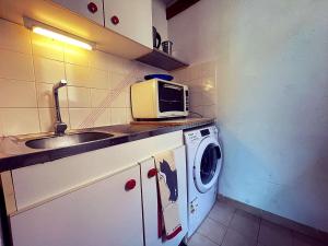 Maison Gruissan, 1 pièce, 4 personnes - FR-1-229-849