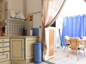 Maison de vacances Maison Gruissan, 2 pièces, 4 personnes - FR-1-229-808 5.1 Rue du Drakkar 11430 Gruissan Languedoc-Roussillon