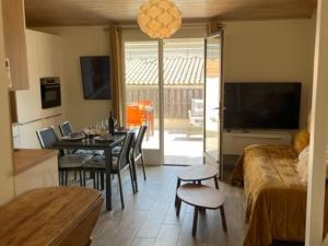 Maison Gruissan, 2 pièces, 4 personnes - FR-1-409A-7