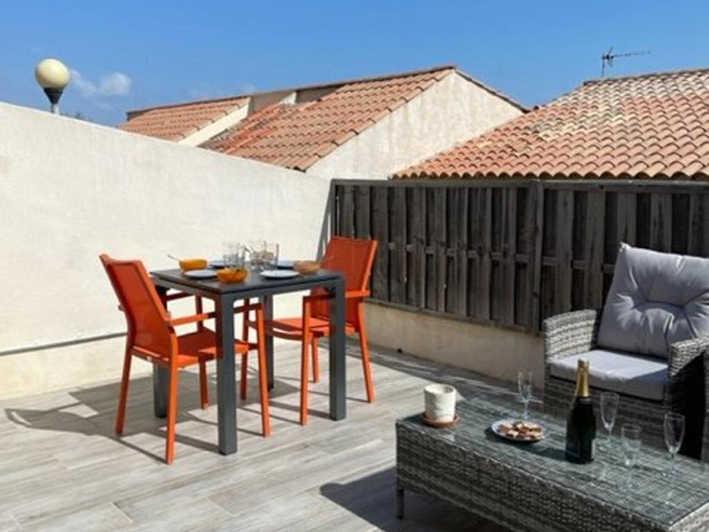 Maison de vacances Maison Gruissan, 2 pièces, 4 personnes - FR-1-409A-7 Rue du Cabestan, Montée du Pech du Moulin Résidence Les Villas de Port - n°13 11430 Gruissan