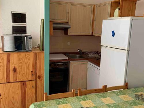 Maison Hourtin, 4 pièces, 6 personnes - FR-1-648-123