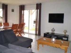 Maison Hourtin, 4 pièces, 7 personnes - FR-1-648-120