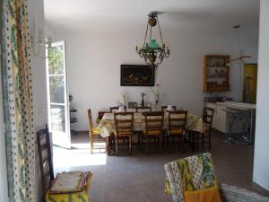 Maison Hyères, 5 pièces, 8 personnes - FR-1-335-163