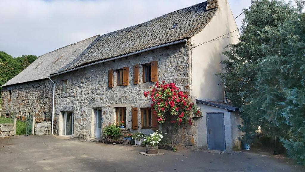 Maison de vacances maison individuelle au calme sur l'Aubrac Lieu dit la cabre 48260 Recoules-dʼAubrac