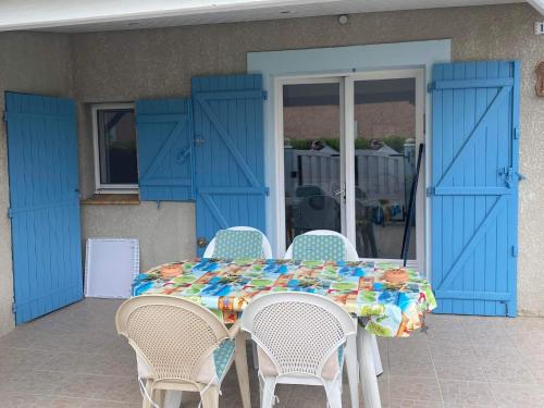 maison individuelle familiale et piscine partagée