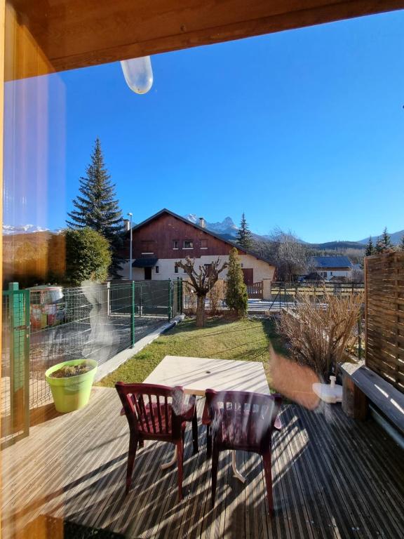 Maison + jardin vue sur les montagnes 10 Chemin de Coulenguiou, 04400 Barcelonnette