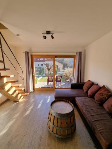 Maison + jardin vue sur les montagnes