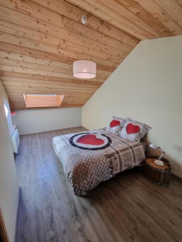 Maison + jardin vue sur les montagnes