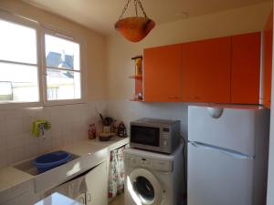 Maison Jullouville, 3 pièces, 4 personnes - FR-1-361-81