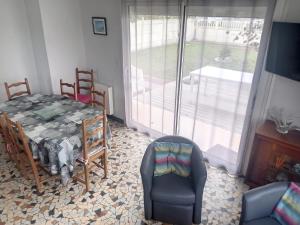 Maison Jullouville, 3 pièces, 5 personnes - FR-1-361-334
