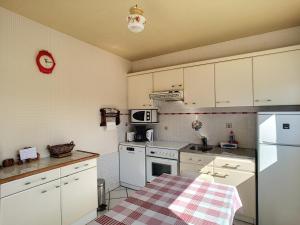 Maison Jullouville, 4 pièces, 8 personnes - FR-1-361-95