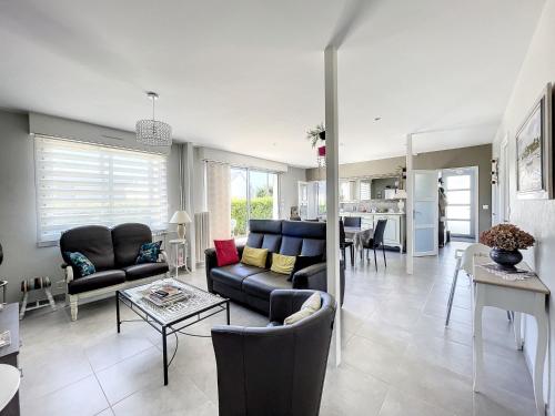 Maison Jullouville, 5 pièces, 6 personnes - FR-1-361-429