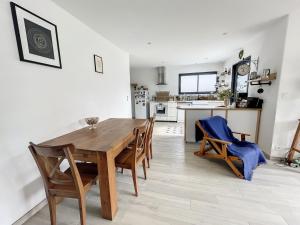 Maison Jullouville, 5 pièces, 6 personnes - FR-1-361-438
