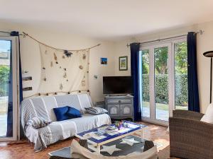 Maison Jullouville, 5 pièces, 7 personnes - FR-1-361-46