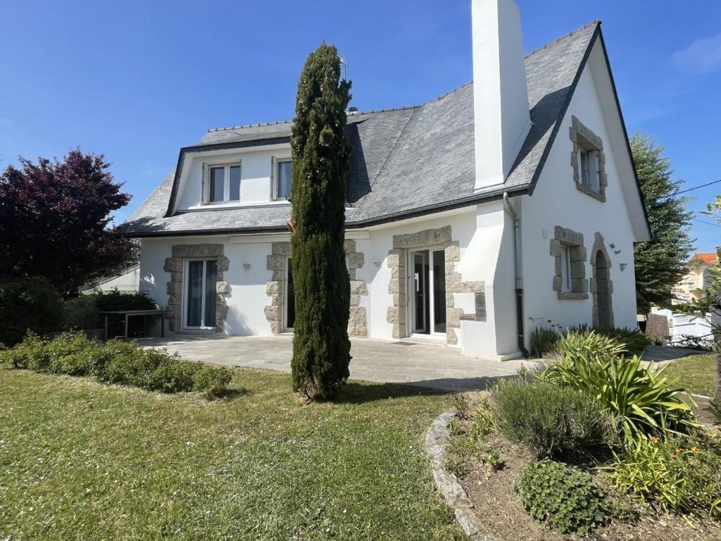 Maison de vacances Maison Jullouville, 6 pièces, 8 personnes - FR-1-361-450 22 Avenue des Pâquerettes 50610 Jullouville