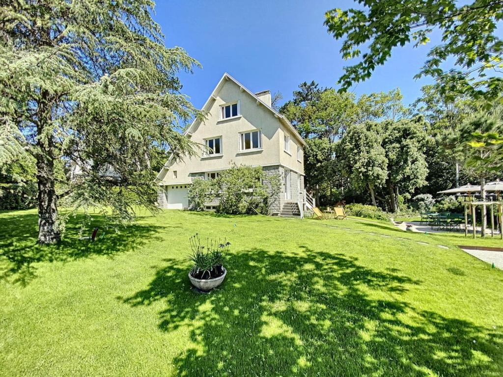 Maison Jullouville, 7 pièces, 10 personnes - FR-1-361-375 5 Avenue de Jersey, 50610 Jullouville