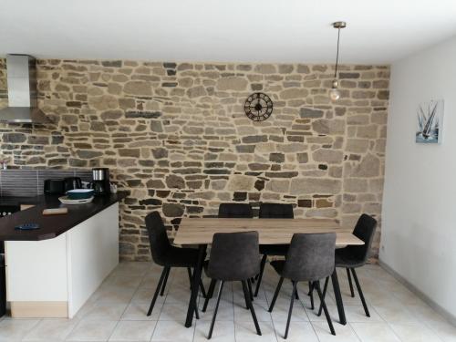 Maison Jullouville au calme