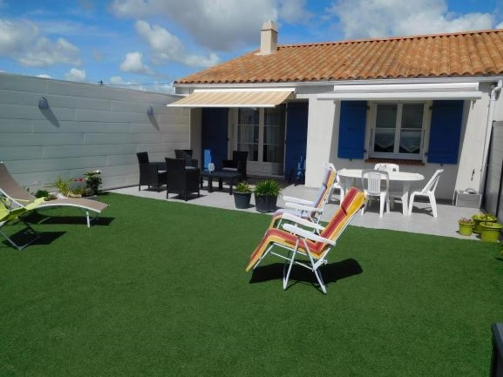 Maison de vacances Maison L'Aiguillon-sur-Mer, 3 pièces, 5 personnes - FR-1-476-84 Rue De L'Ancienne Gare - (En Face Du NÂ°29 )  - 85460 LʼAiguillon-sur-Mer