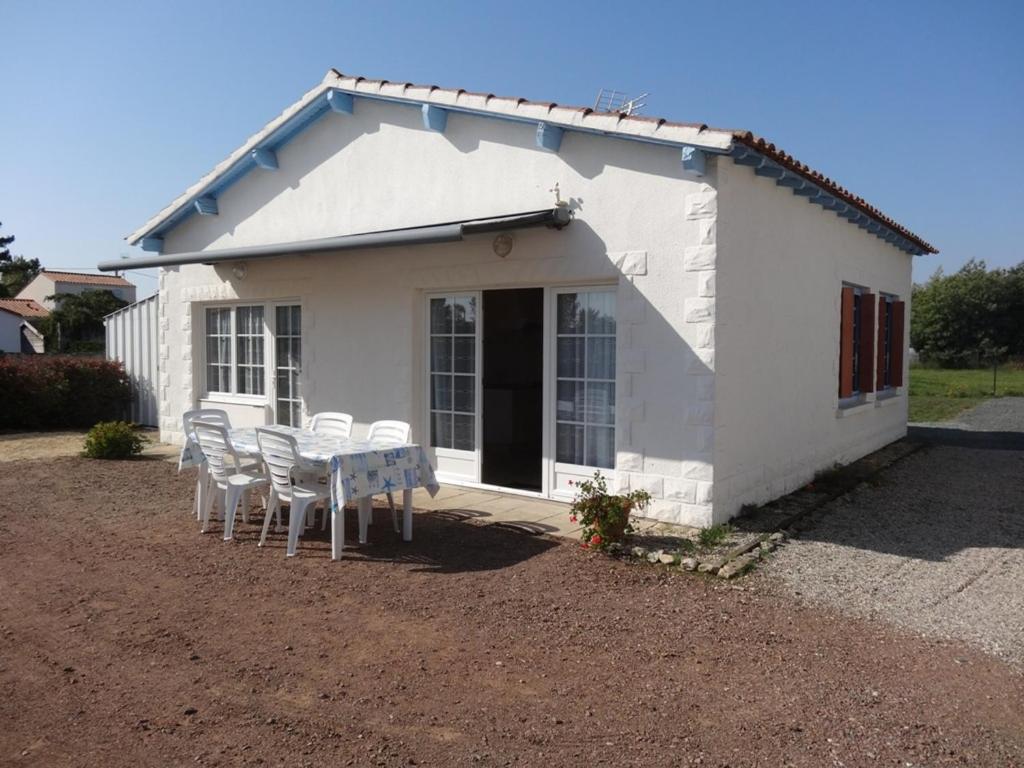 Maison de vacances Maison L'Aiguillon-sur-Mer, 4 pièces, 5 personnes - FR-1-476-2 280 Route De La Pointe - Lieu Dit Les Caves  - 85460 LʼAiguillon-sur-Mer