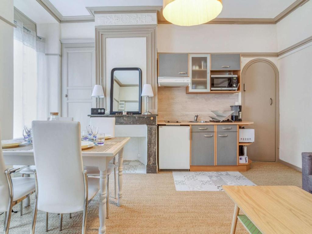 Maison L'Isle-sur-la-Sorgue, 6 pièces, 12 personnes - FR-1-708-12 84800 LʼIsle-sur-la-Sorgue
