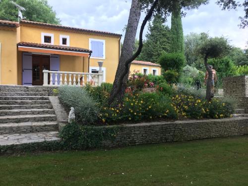Maison L'Isle-sur-la-Sorgue, 6 pièces, 8 personnes - FR-1-708-16