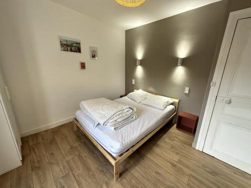 Maison La Bourboule, 5 pièces, 8 personnes - FR-1-667-47