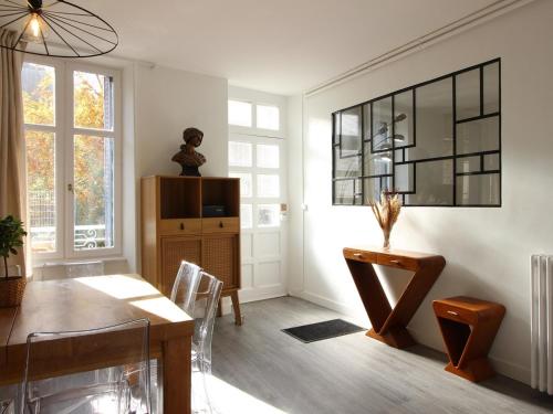 Maison La Bourboule, 5 pièces, 9 personnes - FR-1-608-237