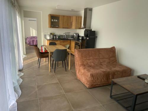 Maison La capucine sur Quai de Seine, wifi, machine à laver, parking privé gratuit