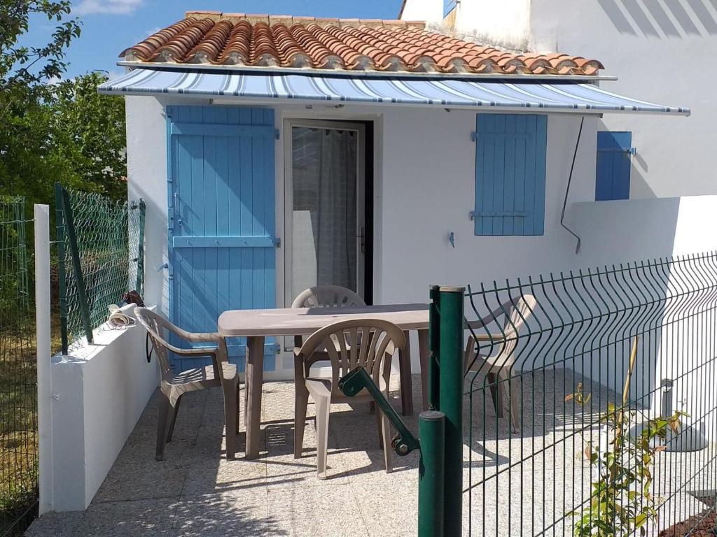 Maison de vacances Maison La Faute-sur-Mer, 2 pièces, 5 personnes - FR-1-476-33 24 Bis Avenue De La Plage - Logement NÂ°4  - 85460 La Faute-sur-Mer